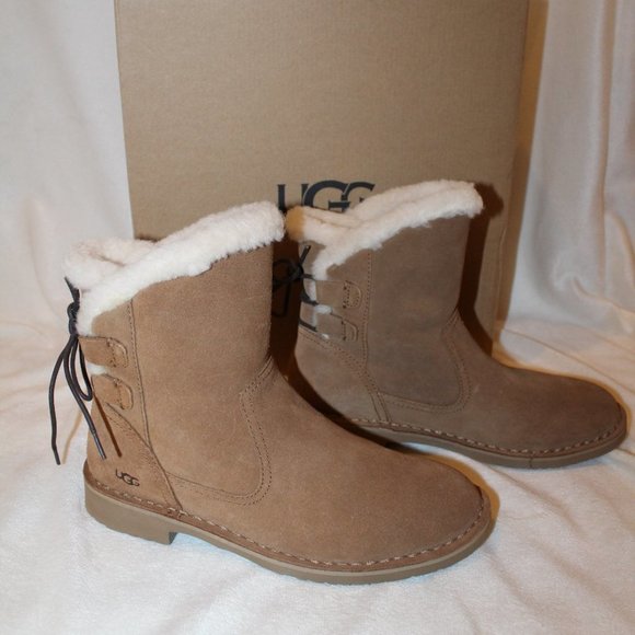 NIB UGG NAIYAH SUEDE SHEARLING LACE‎ UP TIE SHEARLING LINED BOOTIE BOOTS - Picture 1 of 8